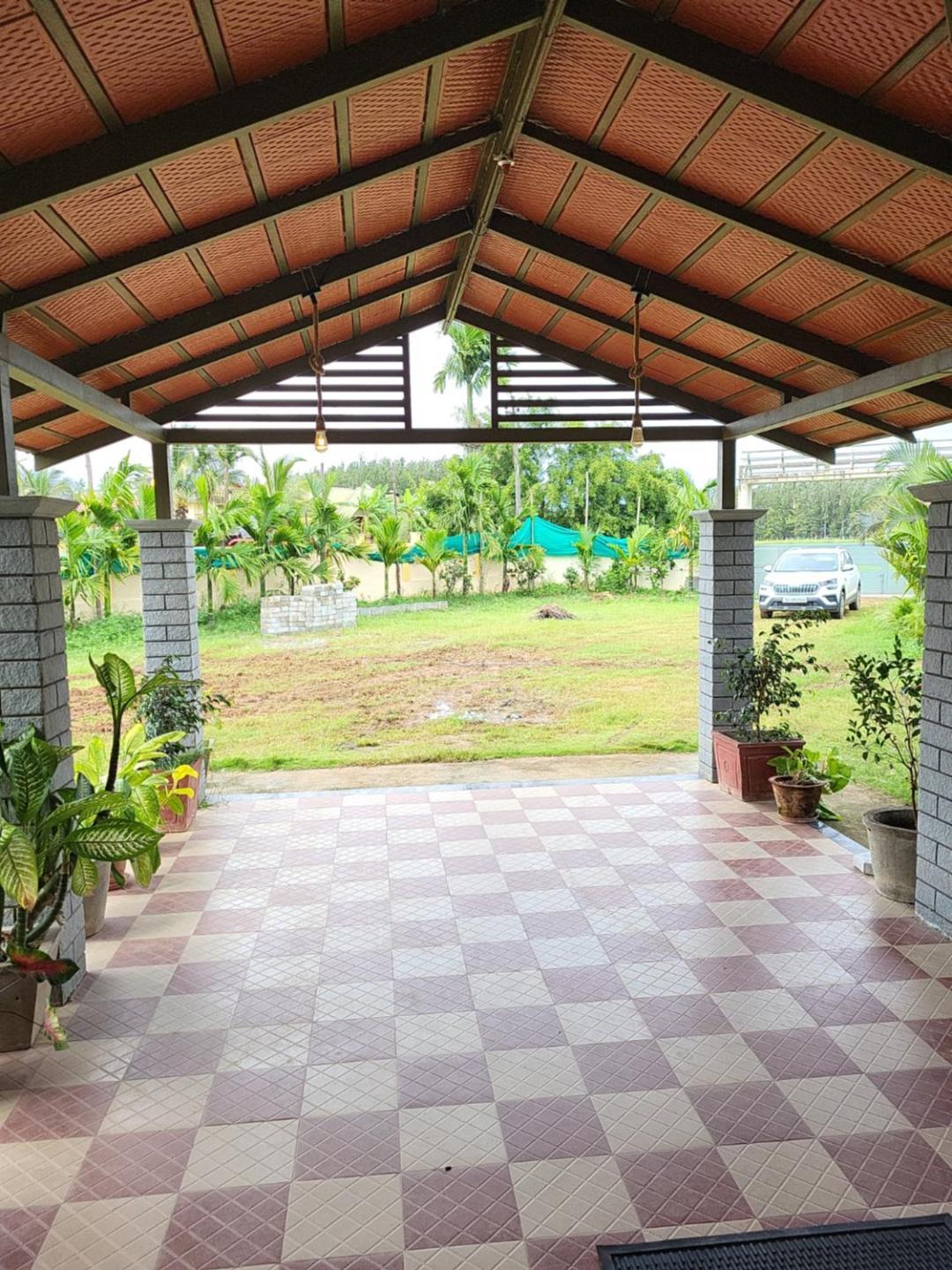 The Grassland Homestay จิกมากาลูร์ ภายนอก รูปภาพ