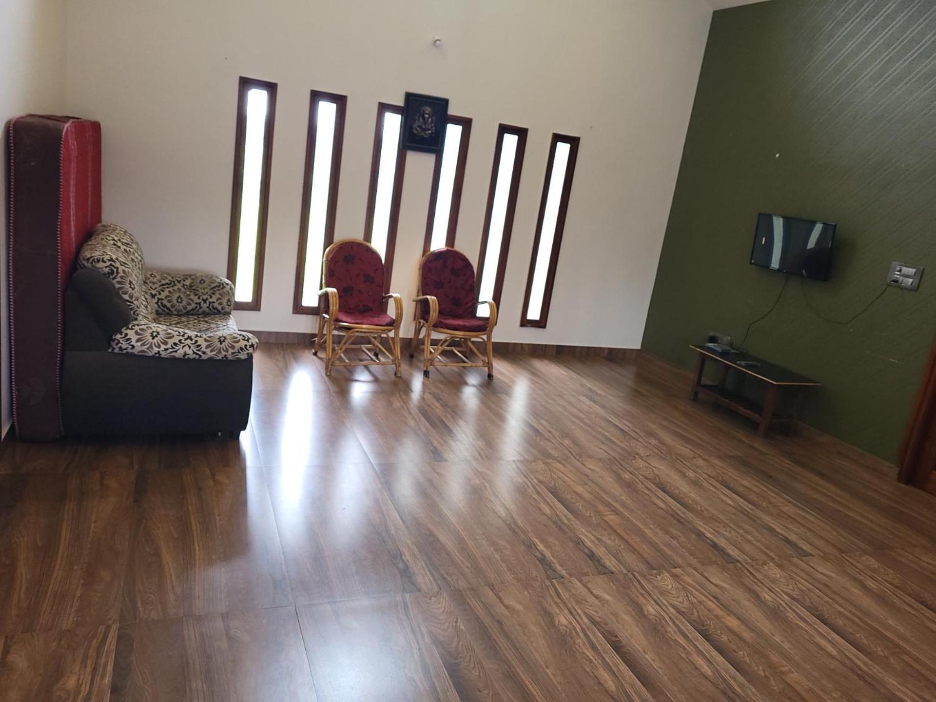 The Grassland Homestay จิกมากาลูร์ ภายนอก รูปภาพ